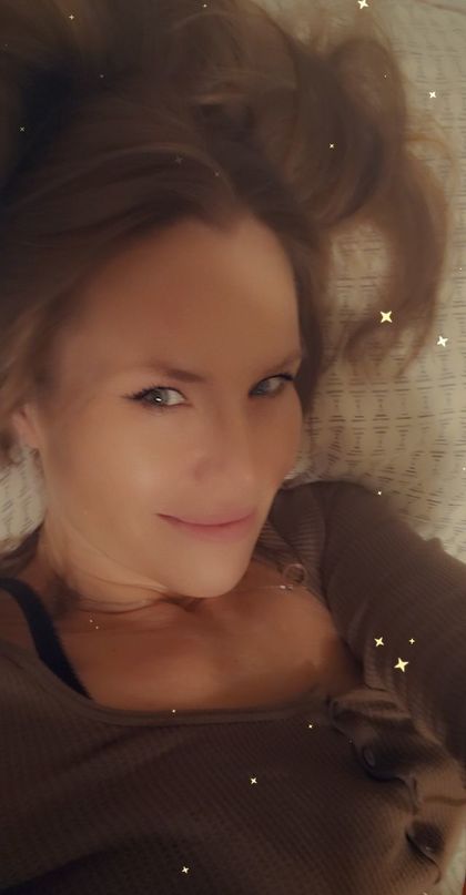 hotgirlfromnextdoor1 OnlyFans picture