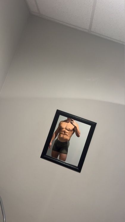 u555800558 OnlyFans picture