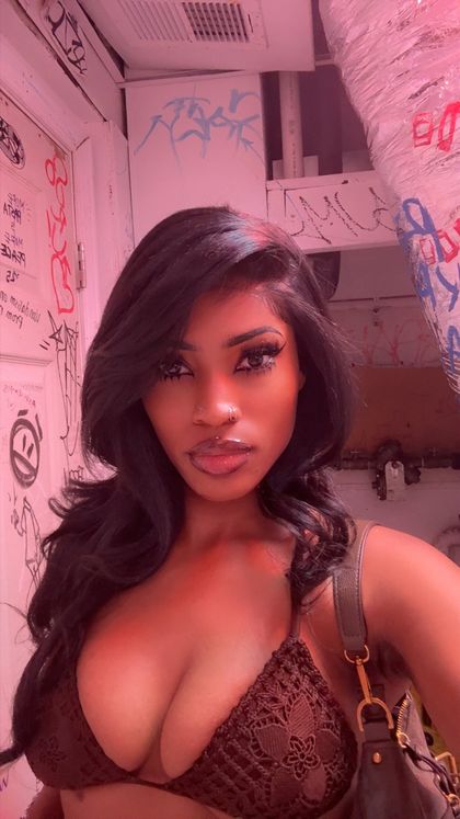 ivyivoryivy OnlyFans picture