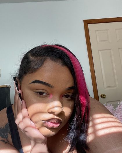 lovelysxxx OnlyFans picture