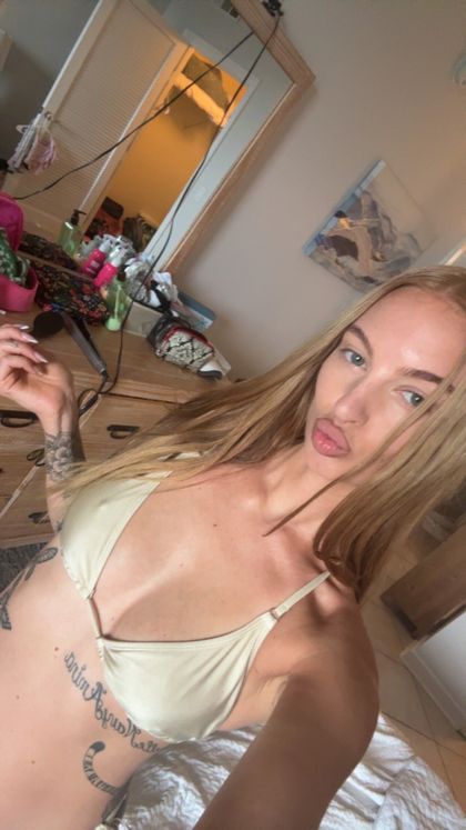 teganbanks OnlyFans picture