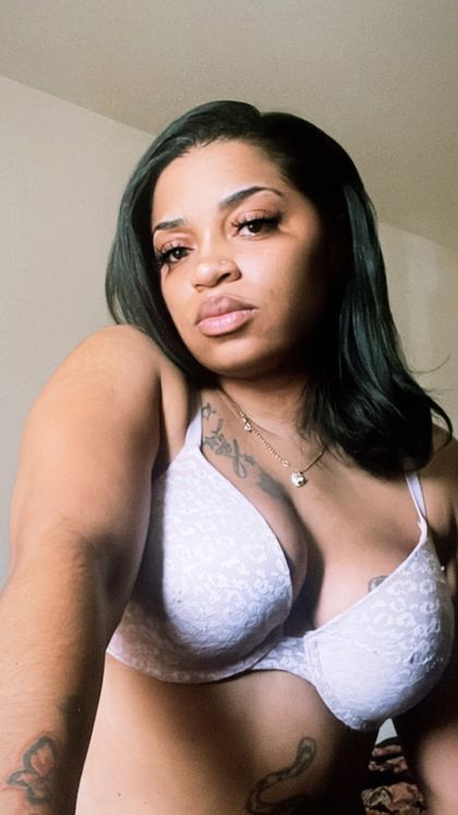 theelucyy OnlyFans picture