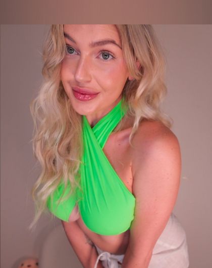 auroraangel1 OnlyFans picture
