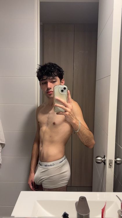 vrsacetears OnlyFans picture