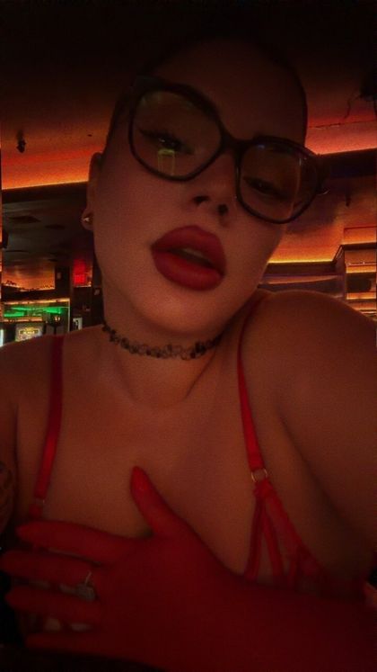 channell05 OnlyFans picture