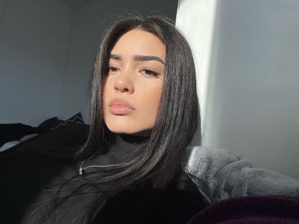 Best Hot Neroli OnlyFans Accounts | FansMetrics.com