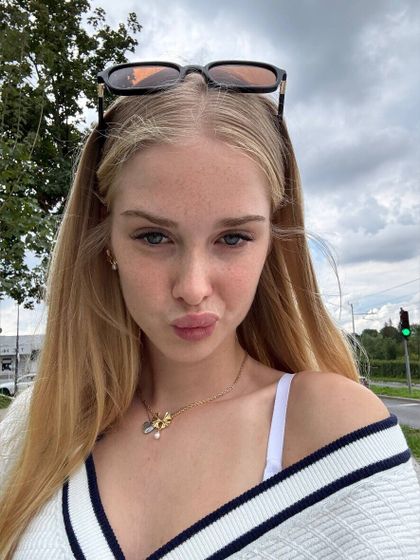 renceline OnlyFans picture