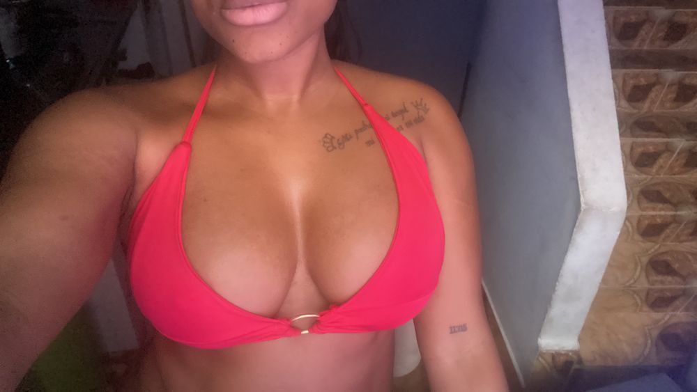 julypecas OnlyFans profile picture