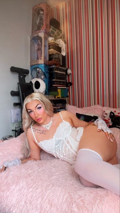 pinkbarhbie OnlyFans picture