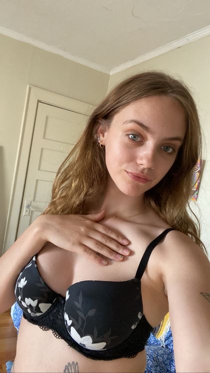 a1iceinw0nderland OnlyFans picture