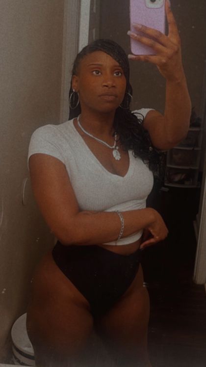 apinkjezebel OnlyFans picture