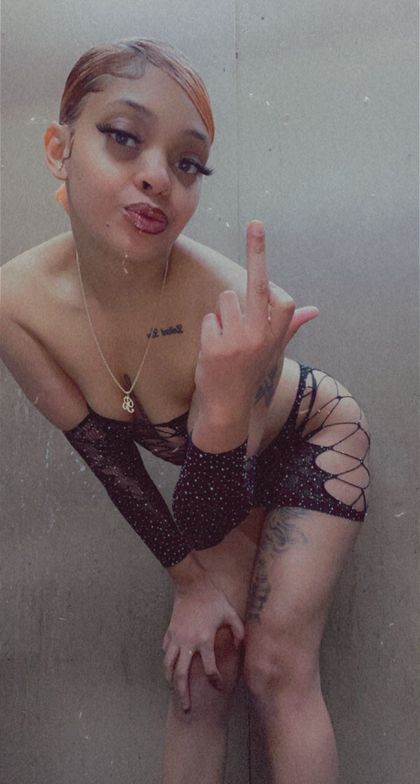 itsmoneeymyaa OnlyFans picture