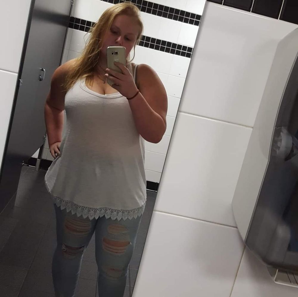 velmalola OnlyFans profile picture