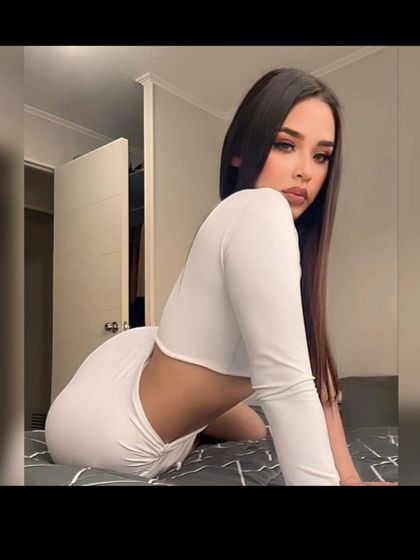 ariana19hd OnlyFans picture