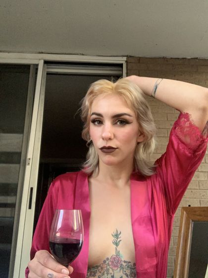 annie8107 OnlyFans picture