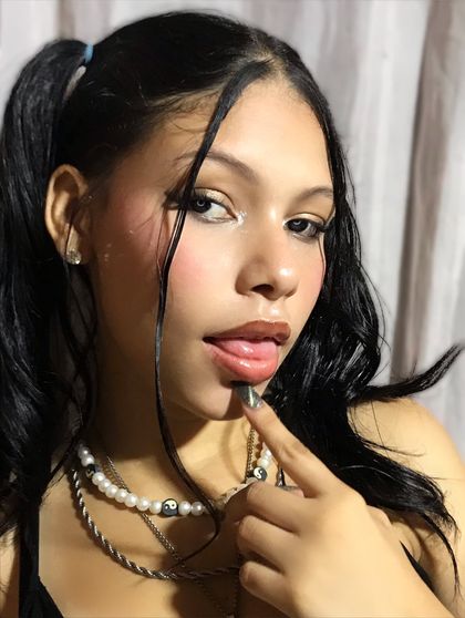 honeyl_18 OnlyFans picture
