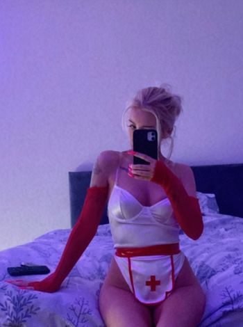 Iambriee FULLY EXPLICIT PAGE