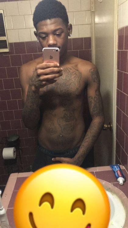 theezy_den OnlyFans picture