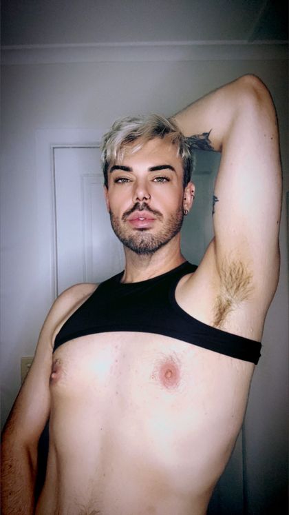 bae1993 OnlyFans picture