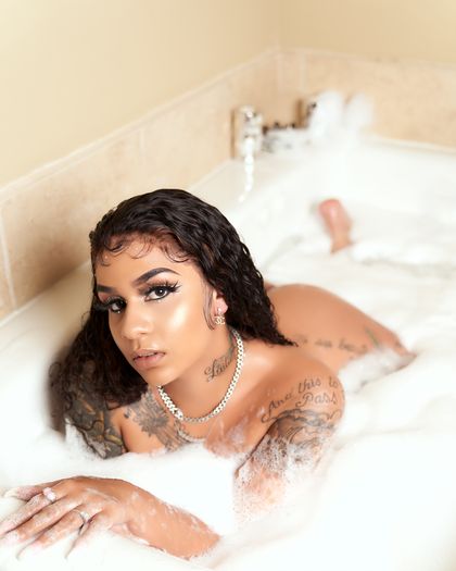 frenchdollv OnlyFans picture