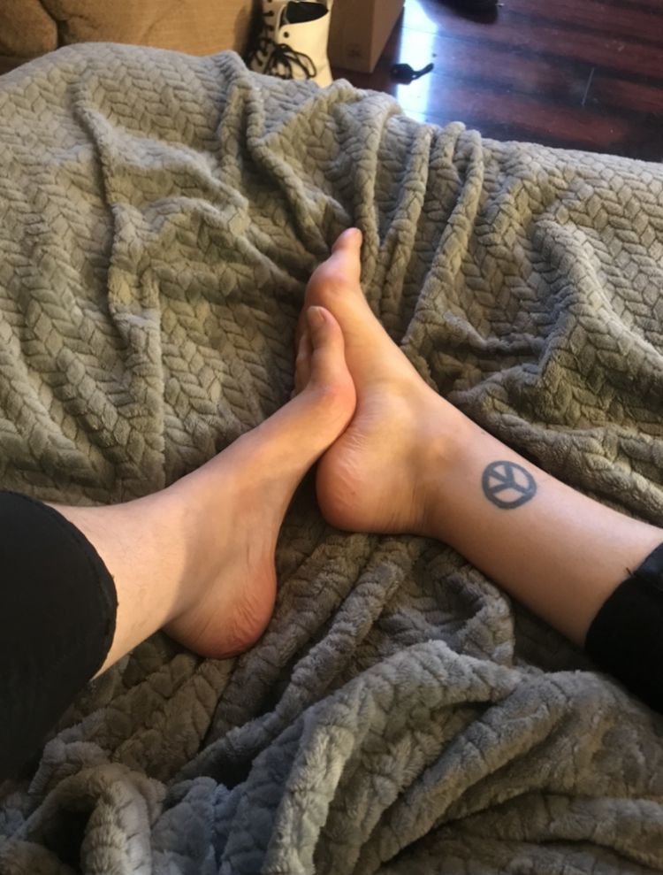 ellespellzmagicfeet OnlyFans profile picture