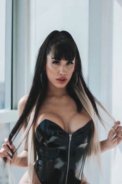 giuliturns OnlyFans picture
