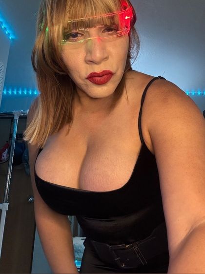 lizzybody OnlyFans picture