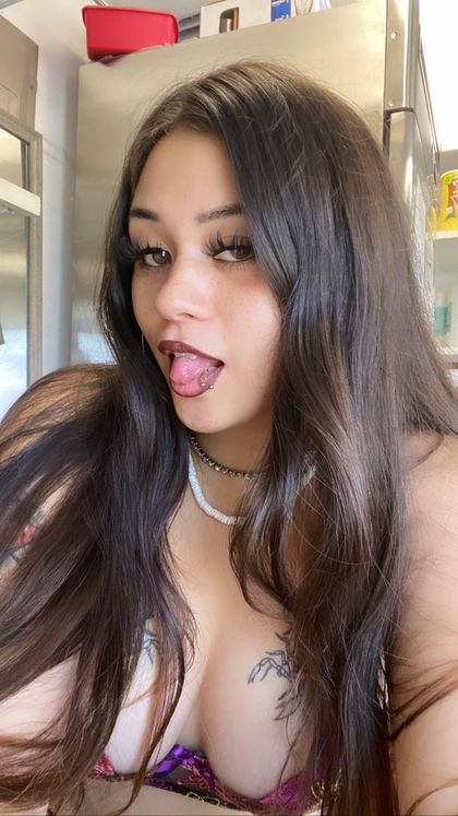 laylamakeslattes OnlyFans picture