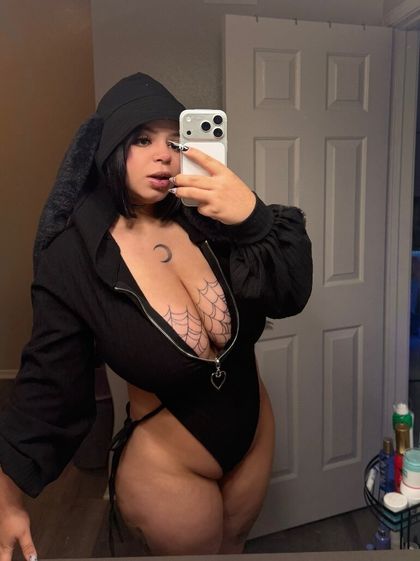 neylisse OnlyFans picture