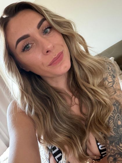 housewifefleur OnlyFans picture