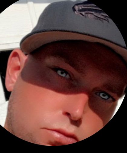 u19232307 OnlyFans picture