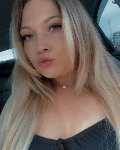 foxyroxie98 OnlyFans picture