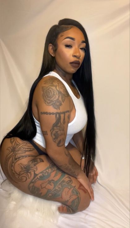 cinnamonro OnlyFans picture