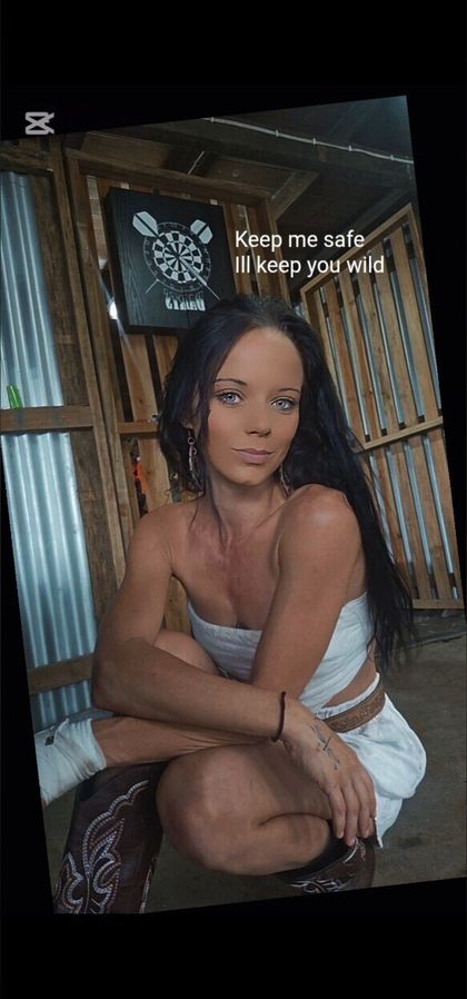 land_down_under_gal OnlyFans picture