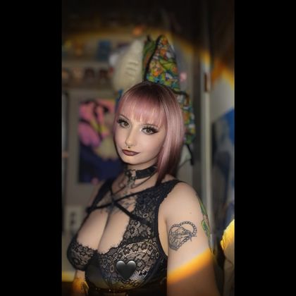 tinkerhell97 OnlyFans picture