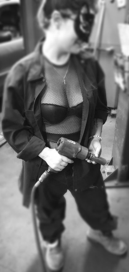 howhotisyourmechanic OnlyFans picture