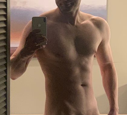 professional.40s.couple OnlyFans picture