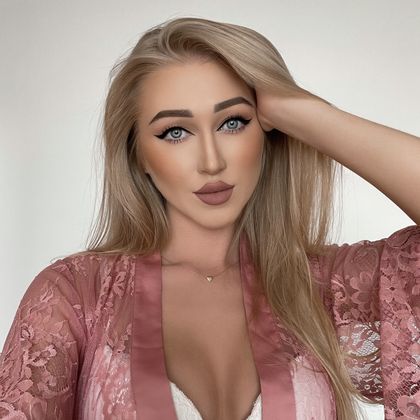 simonajezova OnlyFans picture