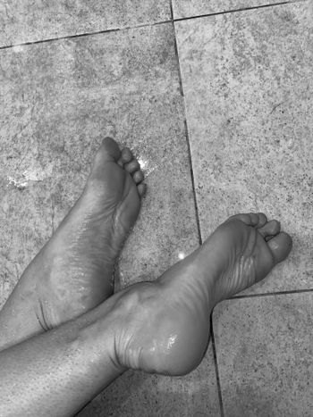 Angel Feet