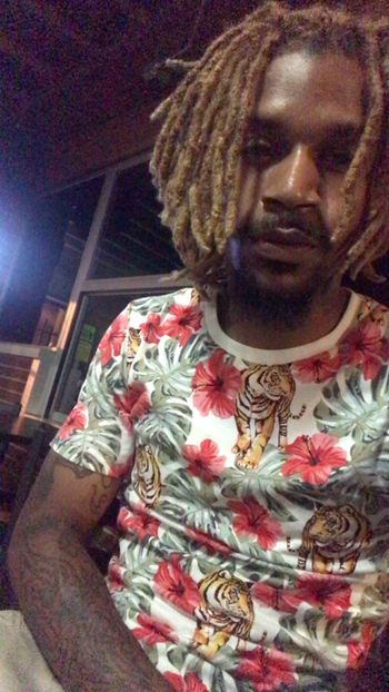 T MF Rose