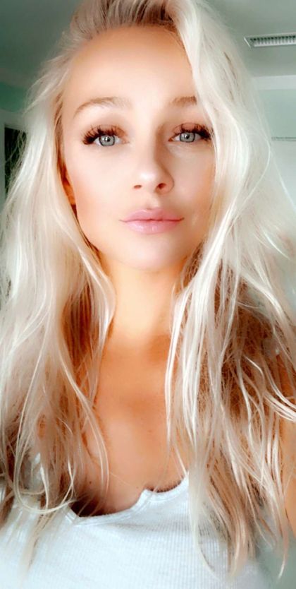 blonde_bunny_pink OnlyFans picture