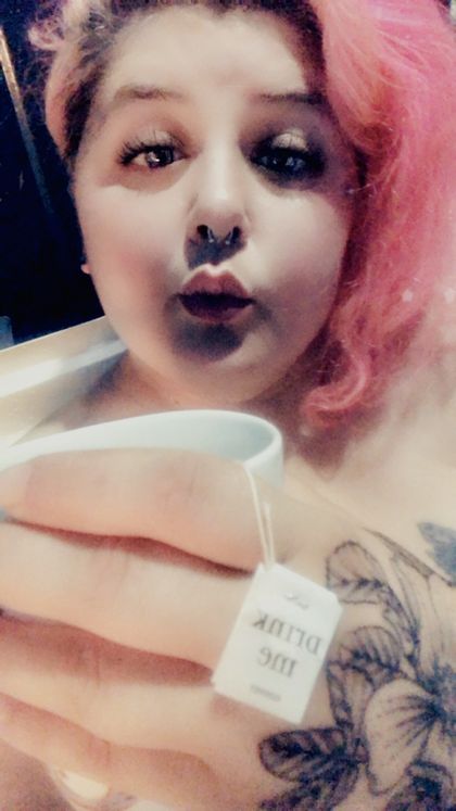naughtylibary OnlyFans picture
