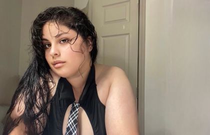 arinaalenaa OnlyFans picture