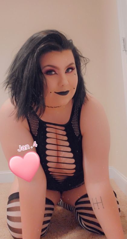 gothh_slavee OnlyFans picture