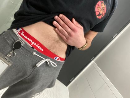u103936612 OnlyFans picture