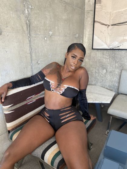 bossynlegit OnlyFans picture