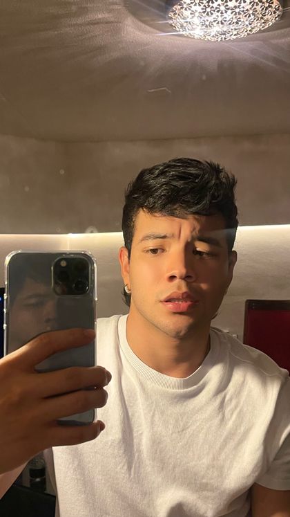 santiagomendozaa1 OnlyFans picture