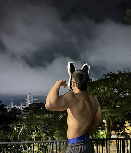 julian32gou OnlyFans picture