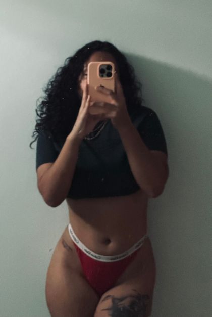 lezakuariana OnlyFans picture
