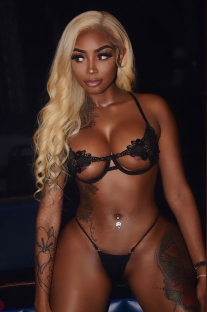 luckyrose OnlyFans picture